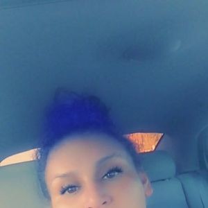 Meet your Posher, Sonia